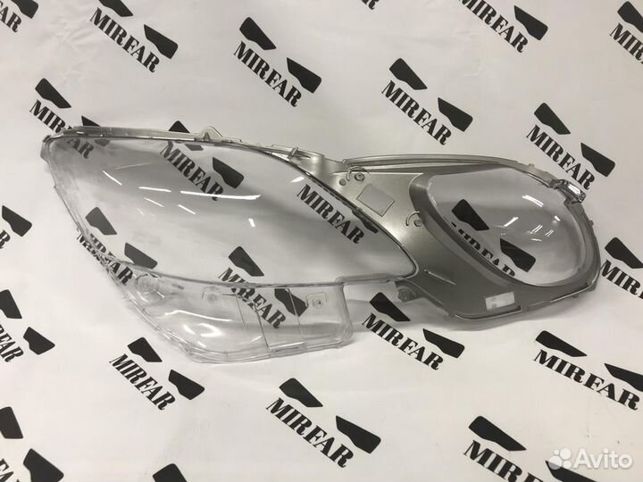 Правое стекло фары Lexus GS s190 2004-2011