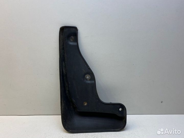 Брызговик передний правый Mazda CX-30 2019+