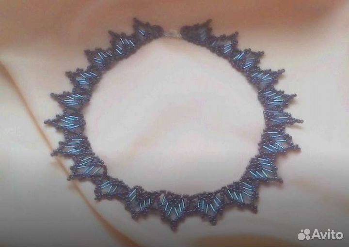 Колье из бисера