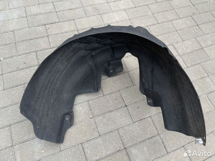 Подкрылок (локер) задний VW Passat B8