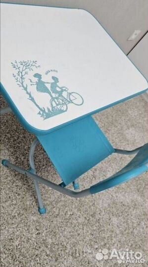 Детский стол и стул