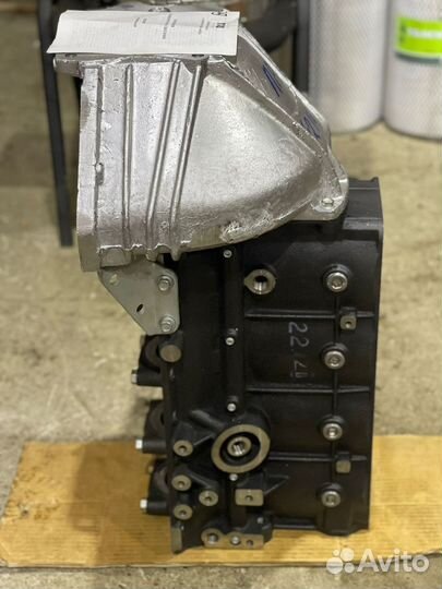 Блок цилиндров Умз 4216 газель бизнес чугунный