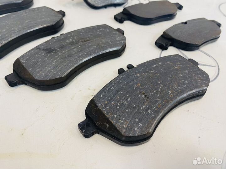 Колодки тормозные перед зад Mercedes-Benz