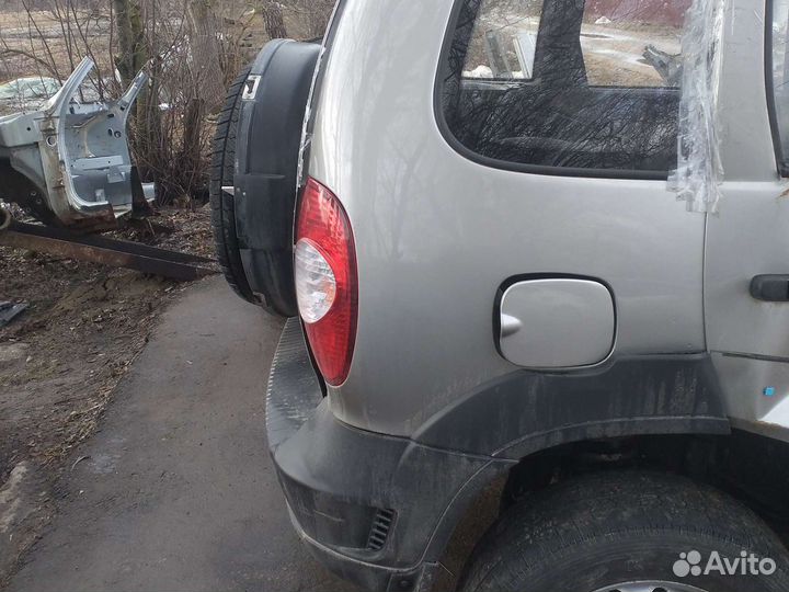 Шевроле нива. 2123.задние фонари. 2008Г