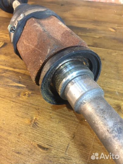 Привод передний правый Bmw X1 E84 N20B20 2012