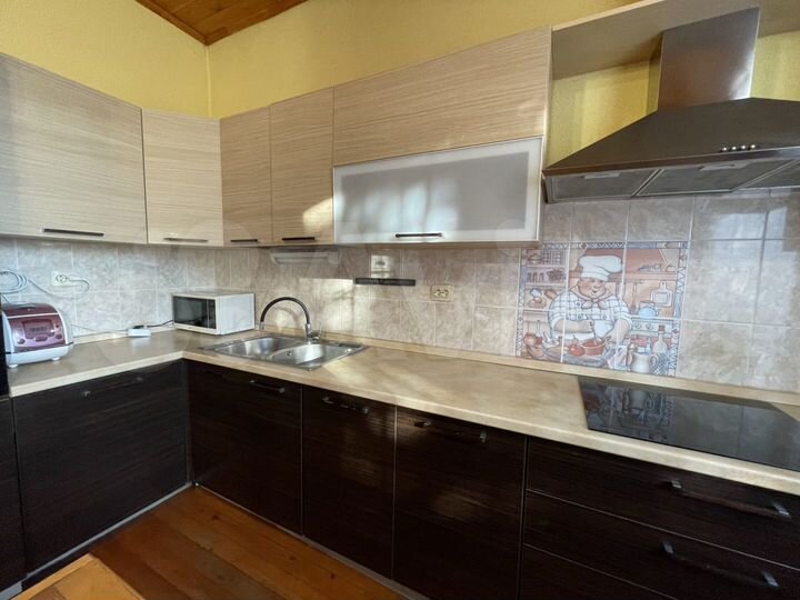 Дом 147 м² на участке 23 сот.