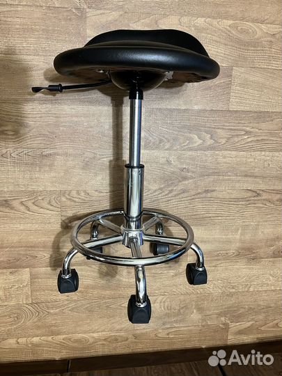 Стул для мастера