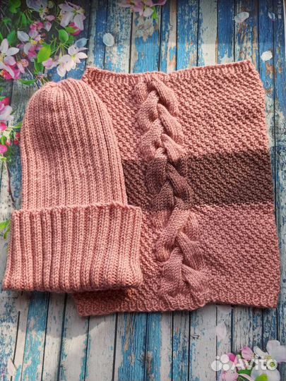 Комплект шапка и снуд