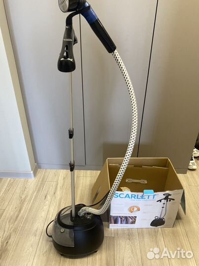 Отпариватель для одежды вертикальный