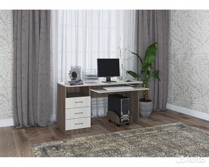 Стол компьютерный