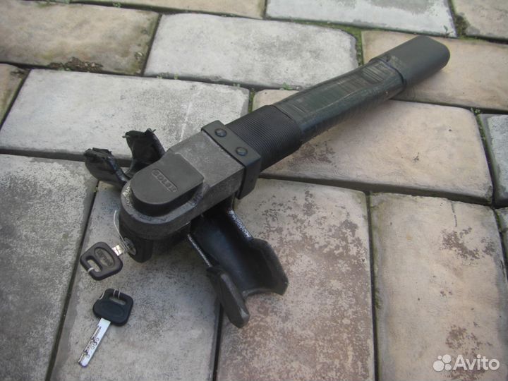 Противоугонный замок на руль solex (Германия)