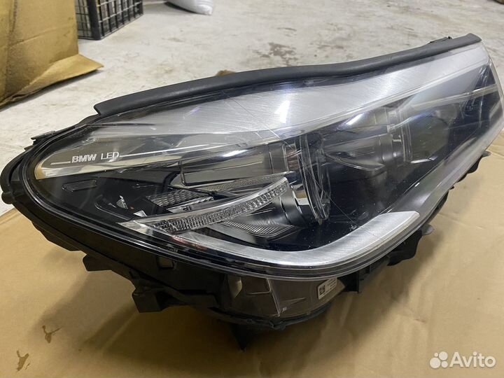 Фара правая на BMW G11 G12 (Америка)