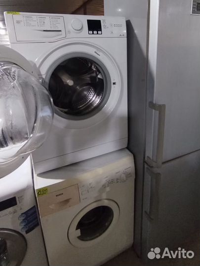 Стиральная машина б/у узкая, Hotpoint Ariston