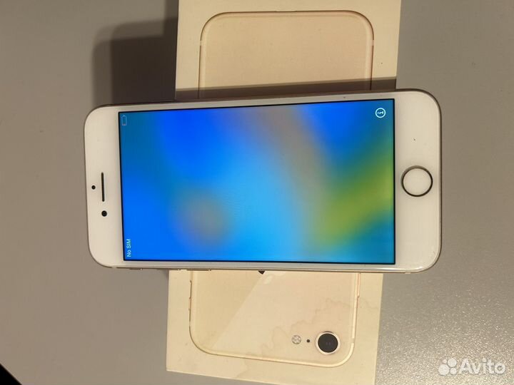 iPhone 8, 64 ГБ