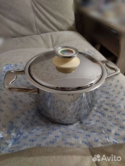 3,7 л Кастрюля новая 4,7 л Zepter