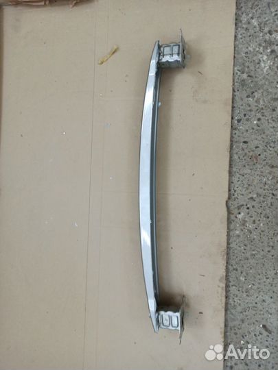 Шкода Йети Усилитель заднего бампера