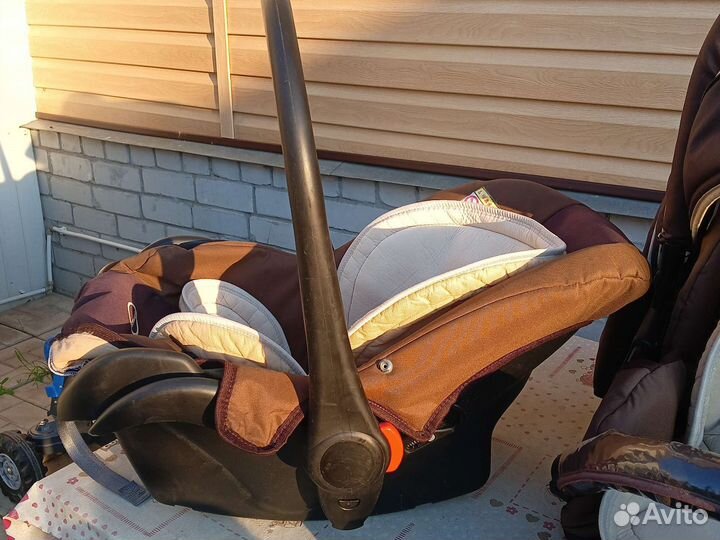 Коляска 3 в 1 зиппи бронь