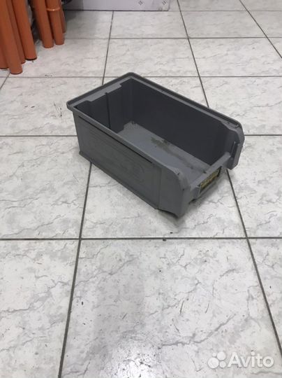 Пластиковые ящики для метизов бу