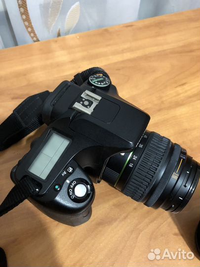 Зеркальный фотоаппарат pentax k200d