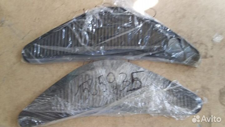 Решетка капота левая agco 158-5934