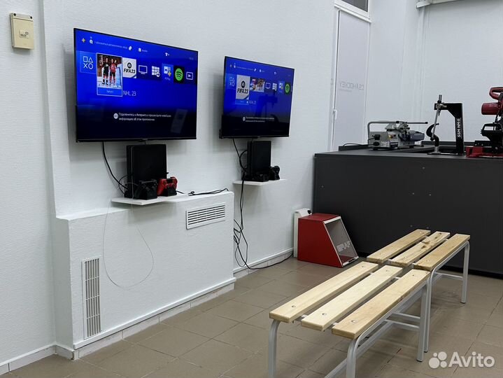 Ремонт хоккейных сумок (баулов)