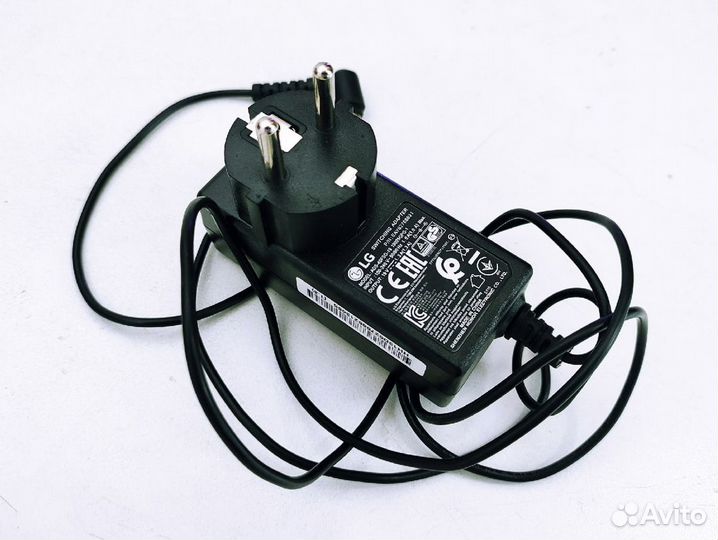 Монитор LG 20
