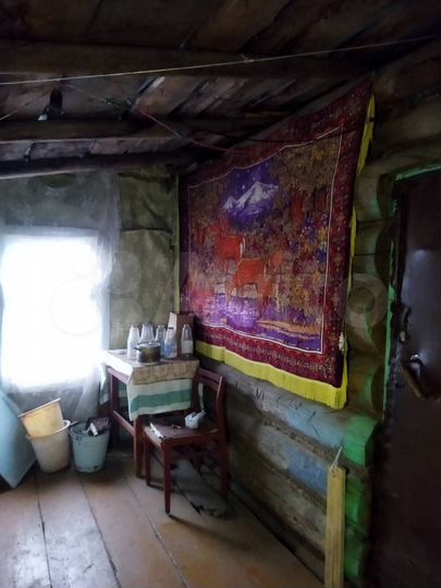 Дом 12 м² на участке 6 сот.