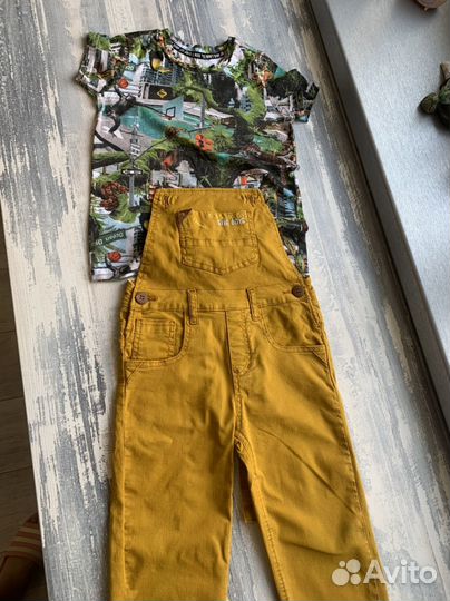 Костюм на мальчика 104/110 Комбинезон и футболка