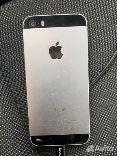 iPhone SE, 32 ГБ