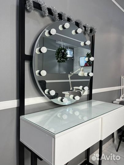 Рабочее место бровиста