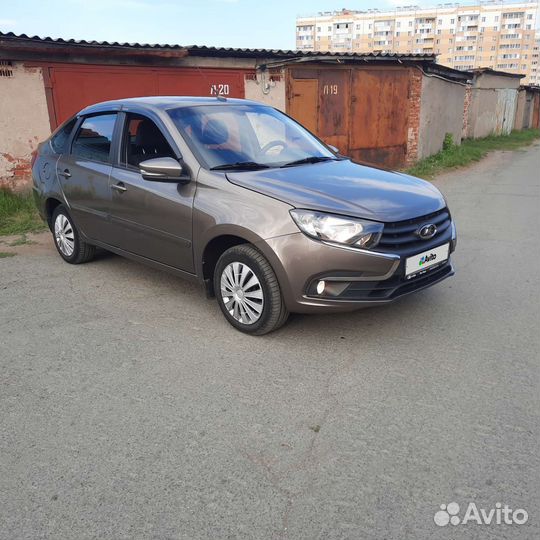 LADA Granta 1.6 МТ, 2020, 80 000 км