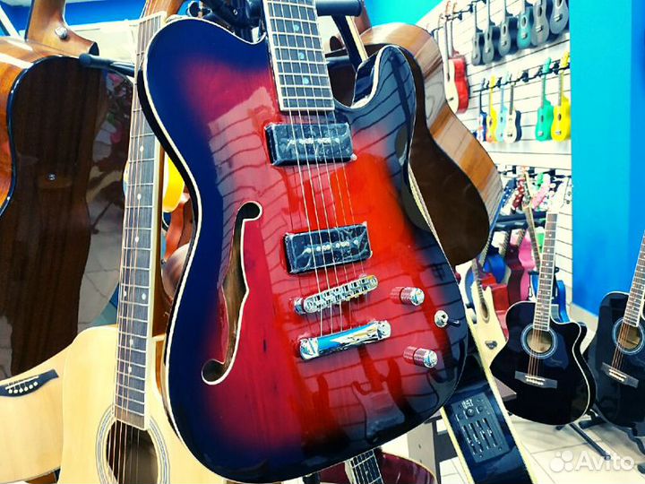 Полуакустическая гитара