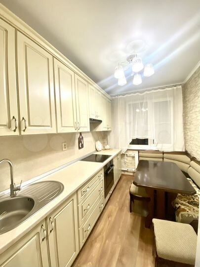 2-к. квартира, 55 м², 4/5 эт.