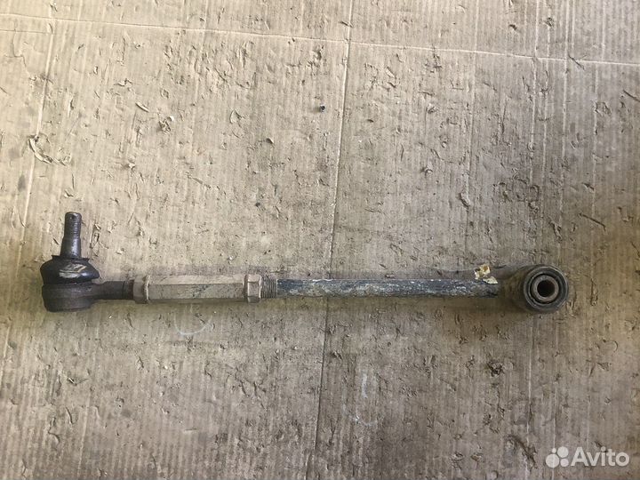Toyota avensis рычаг