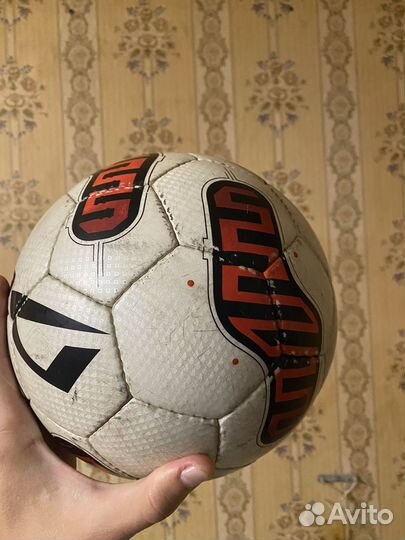 Футбольный мяч demix профессиональный matchball