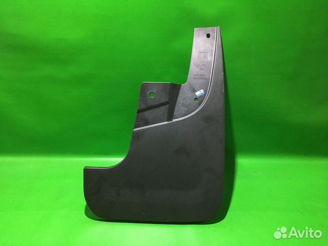 Брызговик перед прав Chevrolet Trail Blazer 2013+