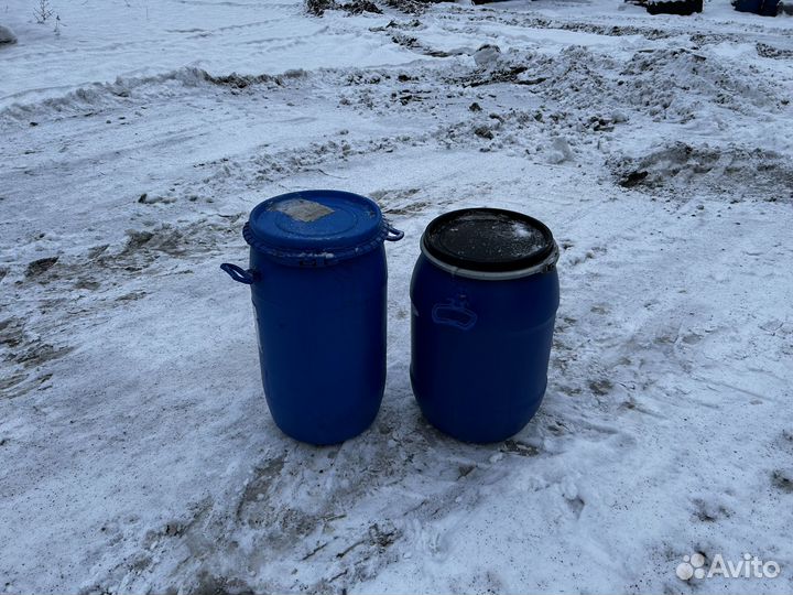 Продаю бочки пластиковые 100л.,120л