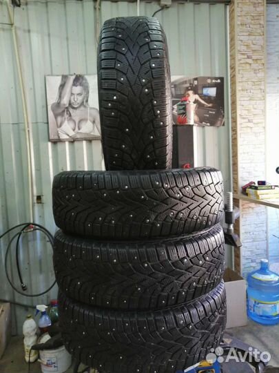 Gislaved NordFrost 100 SUV 215/65 R16