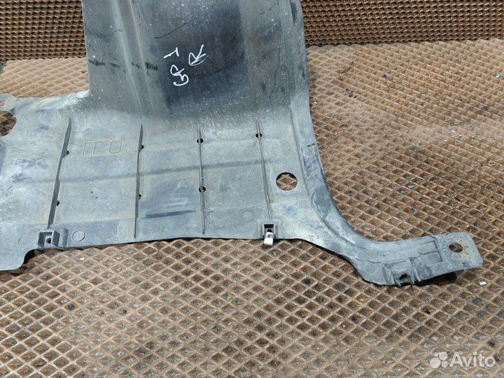 Защита двигателя правая Honda Fit GP1 LDA 2011