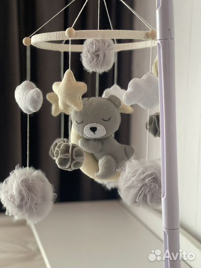 Мобиль из корейского фетра