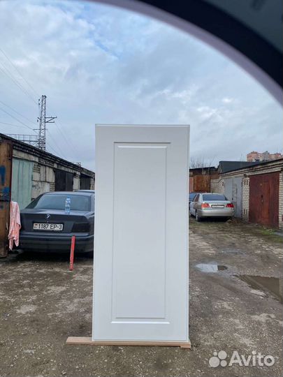 Дверь входная в квартиру