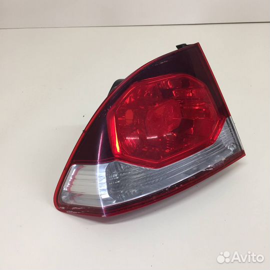 Фонарь задний наружный левый Honda Civic 4D 2006-2