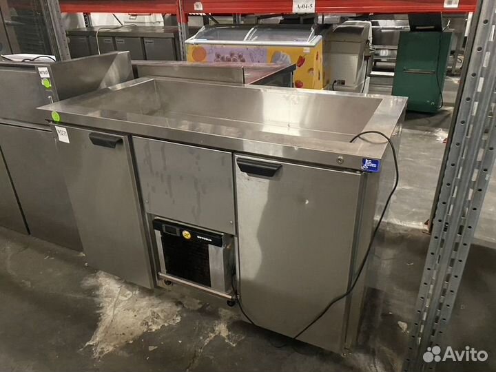 Холодильный стол