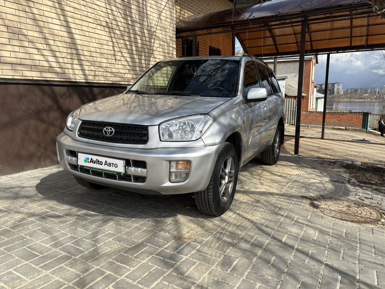 Toyota RAV4: фото владельца