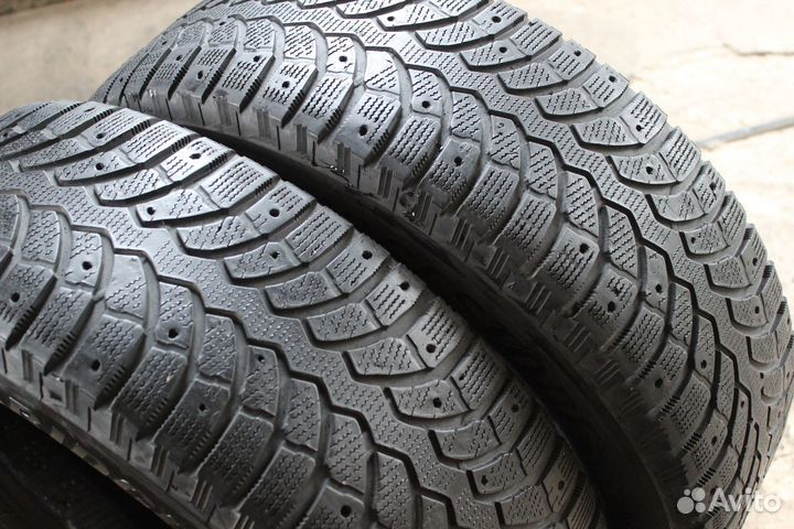 Bridgestone Blizzak Spike-01 205/65 R16 95T