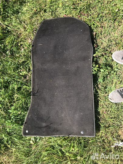 Ковролин на мерседес 124