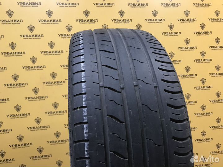 Royal Black Royal Performance 215/35 R18 84W