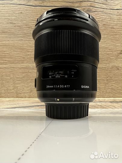 Объектив Sigma AF 24mm f/1.4 DG HSM Art Nikon F