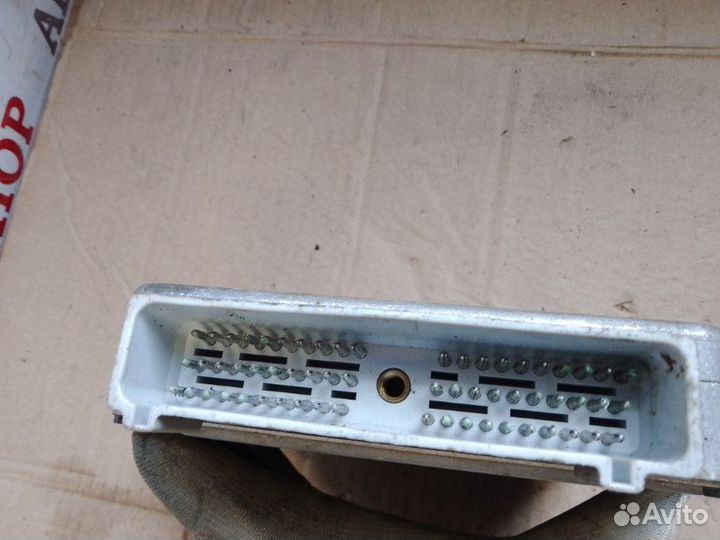 Блок управления двигателем Ford Sierra 2.0 1991