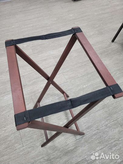 Подставка для подносов 